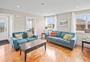 1 LEANDER PLACE, SUNNYSIDE, Newfoundland, Canada A0B 3J0, ,1 BathroomBathrooms,Residential,For Sale,LEANDER PLACE,5846