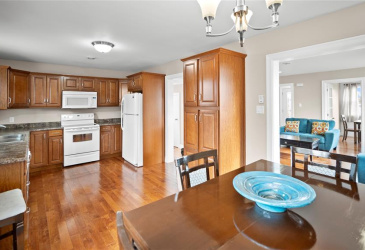 1 LEANDER PLACE, SUNNYSIDE, Newfoundland, Canada A0B 3J0, ,1 BathroomBathrooms,Residential,For Sale,LEANDER PLACE,5846