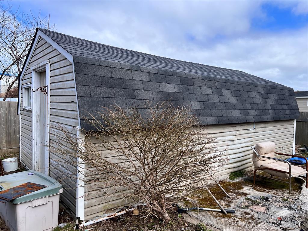 4 MORLEY DRIVE, PLACENTIA, Newfoundland, Canada A0B 2Y0, ,2 BathroomsBathrooms,Residential,Reduced,MORLEY DRIVE,5860