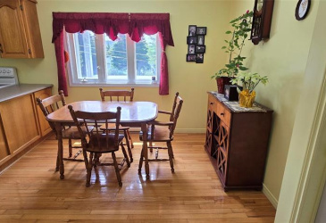61 CRESTON BOULEVARD, MARYSTOWN, Newfoundland, Canada A0E 2M0, ,2 BathroomsBathrooms,Residential,For Sale,CRESTON BOULEVARD,5862