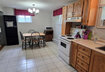 61 CRESTON BOULEVARD, MARYSTOWN, Newfoundland, Canada A0E 2M0, ,2 BathroomsBathrooms,Residential,For Sale,CRESTON BOULEVARD,5862