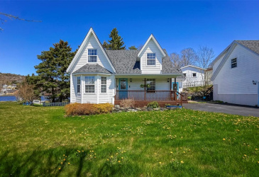 5-7 MAGISTRATES HILL, BRIGUS, Newfoundland, Canada A0A 1K0, ,2 BathroomsBathrooms,Residential,For Sale,MAGISTRATES HILL,5863