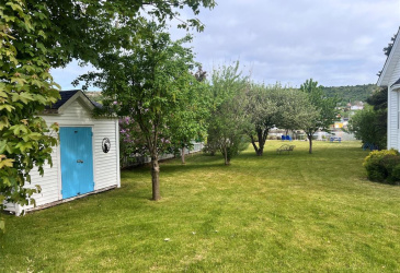 5-7 MAGISTRATES HILL, BRIGUS, Newfoundland, Canada A0A 1K0, ,2 BathroomsBathrooms,Residential,For Sale,MAGISTRATES HILL,5863