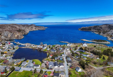 5-7 MAGISTRATES HILL, BRIGUS, Newfoundland, Canada A0A 1K0, ,2 BathroomsBathrooms,Residential,For Sale,MAGISTRATES HILL,5863
