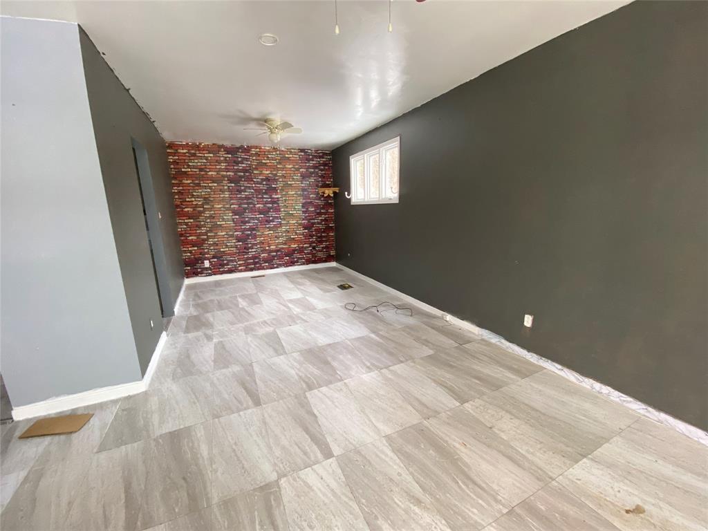 180 FRESHWATER CRESCENTE, PLACENTIA, Newfoundland, Canada A0B 1W0, ,1 BathroomBathrooms,Residential,Reduced,FRESHWATER CRESCENTE,5864