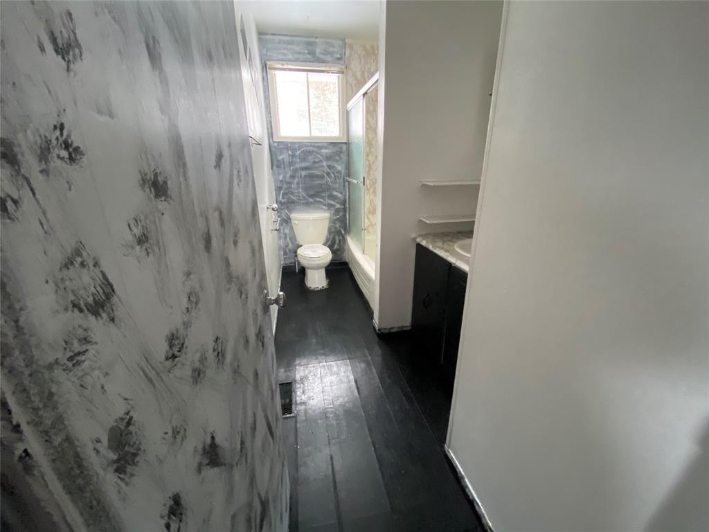 180 FRESHWATER CRESCENTE, PLACENTIA, Newfoundland, Canada A0B 1W0, ,1 BathroomBathrooms,Residential,Reduced,FRESHWATER CRESCENTE,5864