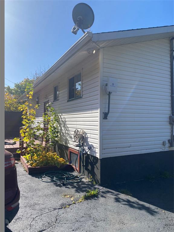 180 FRESHWATER CRESCENTE, PLACENTIA, Newfoundland, Canada A0B 1W0, ,1 BathroomBathrooms,Residential,Reduced,FRESHWATER CRESCENTE,5864