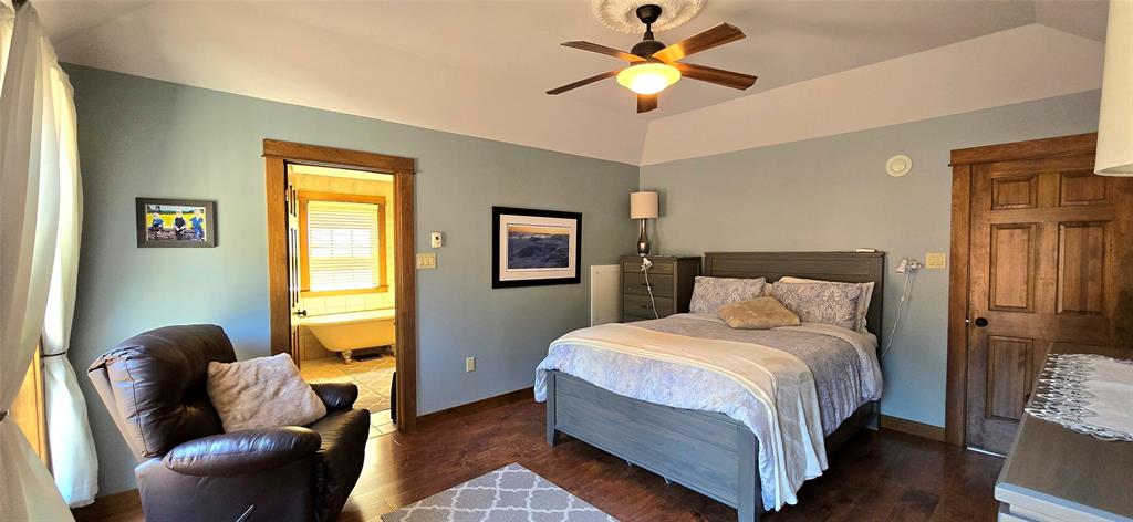 425-431 MAIN STREET, BURIN, Newfoundland, Canada A0E 1G0, ,3 BathroomsBathrooms,Residential,Sold,MAIN STREET,5868