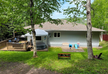 12 THISTLE PLACE, CLARENVILLE, Newfoundland, Canada A5A 4P2, ,3 BathroomsBathrooms,Residential,Sold,THISTLE PLACE,5876 12 THISTLE PLACE, CLARENVILLE, Newfoundland, Canada A5A 4P2, ,3 BathroomsBathrooms,Residential,Sold,THISTLE PLACE,5876