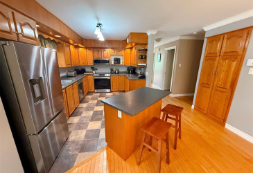 12 THISTLE PLACE, CLARENVILLE, Newfoundland, Canada A5A 4P2, ,3 BathroomsBathrooms,Residential,Sold,THISTLE PLACE,5876 12 THISTLE PLACE, CLARENVILLE, Newfoundland, Canada A5A 4P2, ,3 BathroomsBathrooms,Residential,Sold,THISTLE PLACE,5876
