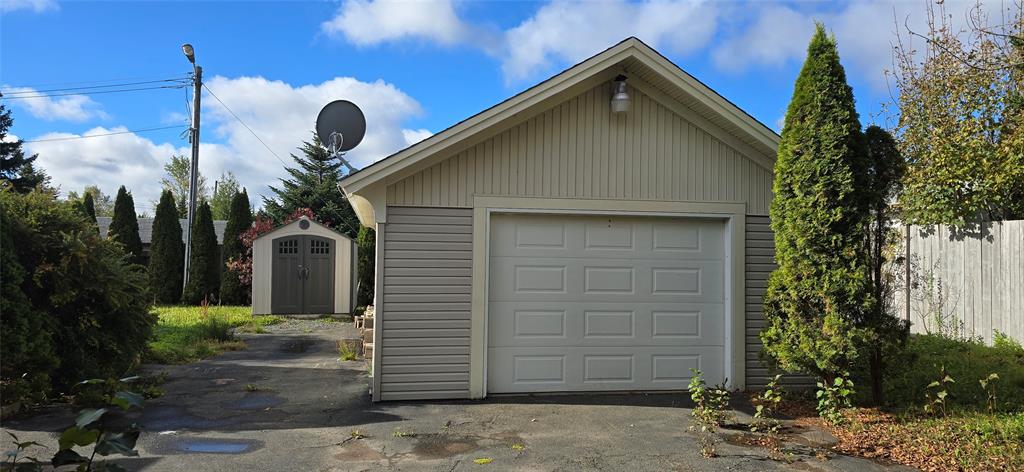 883 VILLE MARIE DRIVE, MARYSTOWN, Newfoundland, Canada A0E 2M0, ,2 BathroomsBathrooms,Residential,Reduced,VILLE MARIE DRIVE,5879