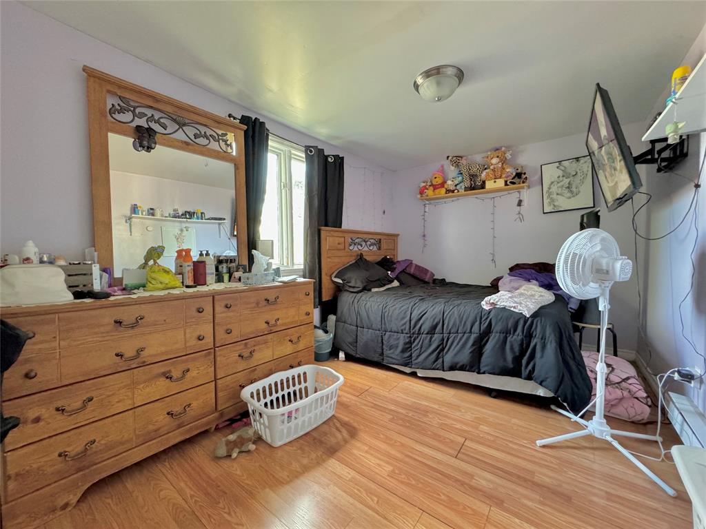 7 VARDY'S AVENUE, CLARENVILLE, Newfoundland, Canada A5A 2A4, ,8 BathroomsBathrooms,Residential,For Sale,VARDY'S AVENUE,5886