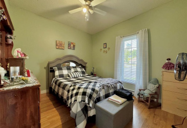 7 VARDY'S AVENUE, CLARENVILLE, Newfoundland, Canada A5A 2A4, ,8 BathroomsBathrooms,Residential,For Sale,VARDY'S AVENUE,5886