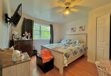 7 VARDY'S AVENUE, CLARENVILLE, Newfoundland, Canada A5A 2A4, ,8 BathroomsBathrooms,Residential,For Sale,VARDY'S AVENUE,5886