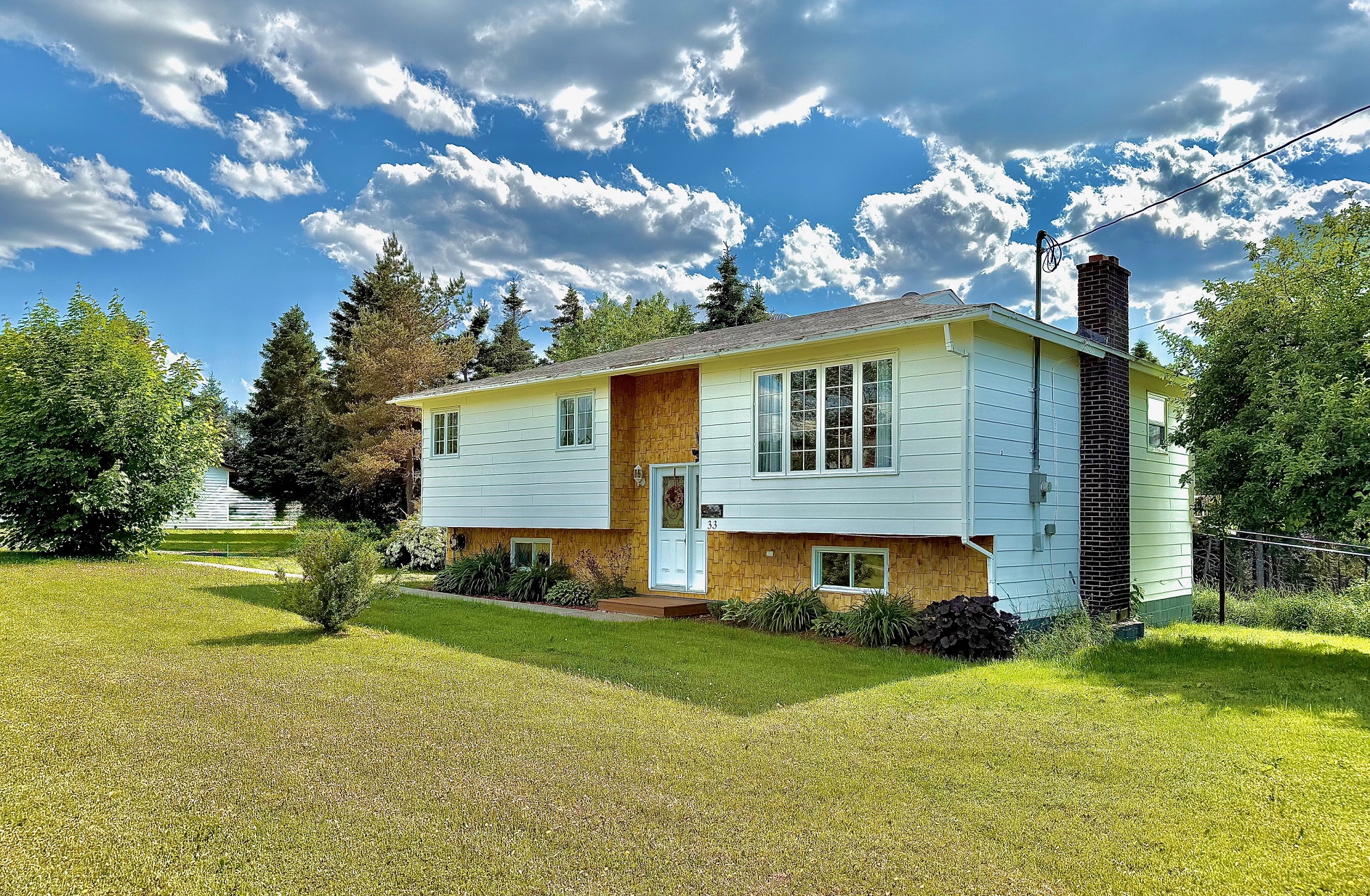33 OCEANVIEW CRESCENT, BROOKLYN, Newfoundland, Canada A0C 1V0, ,1 BathroomBathrooms,Residential,Reduced,OCEANVIEW CRESCENT,5889