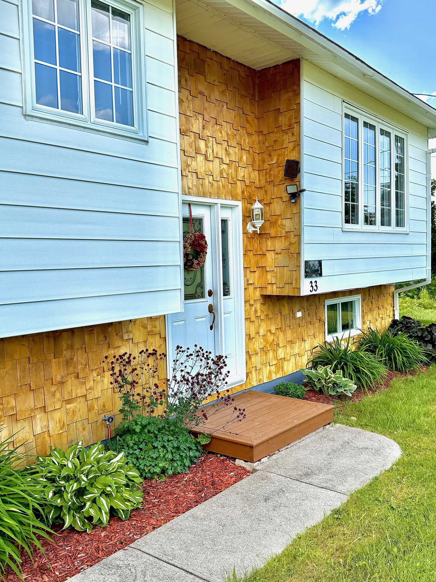 33 OCEANVIEW CRESCENT, BROOKLYN, Newfoundland, Canada A0C 1V0, ,1 BathroomBathrooms,Residential,Reduced,OCEANVIEW CRESCENT,5889