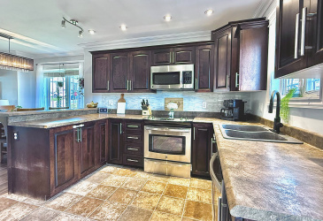 12 CLYDE AVENUE, CLARENVILLE, Newfoundland, Canada A5A 0B4, ,2 BathroomsBathrooms,Residential,Sold,CLYDE AVENUE,5892 12 CLYDE AVENUE, CLARENVILLE, Newfoundland, Canada A5A 0B4, ,2 BathroomsBathrooms,Residential,Sold,CLYDE AVENUE,5892