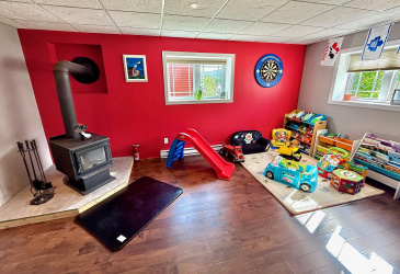 12 CLYDE AVENUE, CLARENVILLE, Newfoundland, Canada A5A 0B4, ,2 BathroomsBathrooms,Residential,Sold,CLYDE AVENUE,5892 12 CLYDE AVENUE, CLARENVILLE, Newfoundland, Canada A5A 0B4, ,2 BathroomsBathrooms,Residential,Sold,CLYDE AVENUE,5892