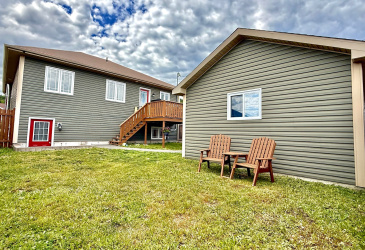 12 CLYDE AVENUE, CLARENVILLE, Newfoundland, Canada A5A 0B4, ,2 BathroomsBathrooms,Residential,Sold,CLYDE AVENUE,5892 12 CLYDE AVENUE, CLARENVILLE, Newfoundland, Canada A5A 0B4, ,2 BathroomsBathrooms,Residential,Sold,CLYDE AVENUE,5892