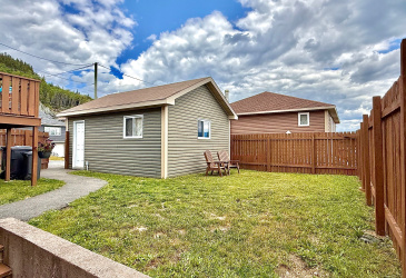 12 CLYDE AVENUE, CLARENVILLE, Newfoundland, Canada A5A 0B4, ,2 BathroomsBathrooms,Residential,Sold,CLYDE AVENUE,5892 12 CLYDE AVENUE, CLARENVILLE, Newfoundland, Canada A5A 0B4, ,2 BathroomsBathrooms,Residential,Sold,CLYDE AVENUE,5892