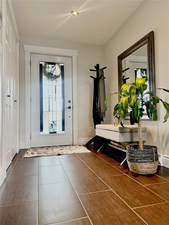 12 GLENVIEW ESTATES, CLARENVILLE, Newfoundland, Canada A5A 4H1, ,3 BathroomsBathrooms,Residential,Sold,GLENVIEW ESTATES,5901