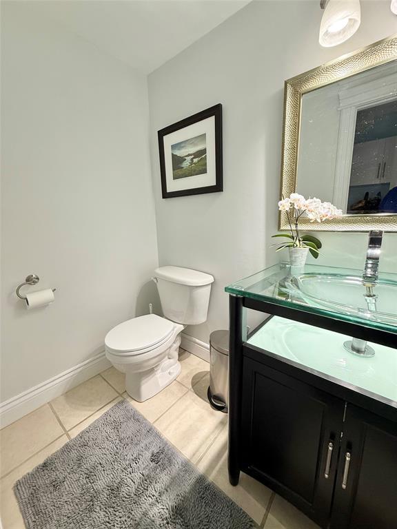 12 GLENVIEW ESTATES, CLARENVILLE, Newfoundland, Canada A5A 4H1, ,3 BathroomsBathrooms,Residential,Sold,GLENVIEW ESTATES,5901