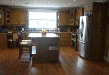 200 MAIN STREET, SALMON COVE, Newfoundland, Canada A0A 3S0, ,3 BathroomsBathrooms,Residential,Sold,MAIN STREET,5905
