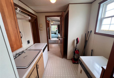 71 WATER STREET, BAY ROBERTS, Newfoundland, Canada A0A 1G0, ,1 BathroomBathrooms,Residential,Reduced,WATER STREET,5907 71 WATER STREET, BAY ROBERTS, Newfoundland, Canada A0A 1G0, ,1 BathroomBathrooms,Residential,Reduced,WATER STREET,5907
