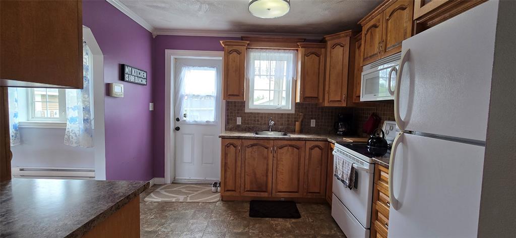 37 HARRIS DRIVE, MARYSTOWN, Newfoundland, Canada A0E 2M0, ,1 BathroomBathrooms,Residential,Reduced,HARRIS DRIVE,5908