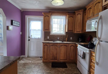 37 HARRIS DRIVE, MARYSTOWN, Newfoundland, Canada A0E 2M0, ,1 BathroomBathrooms,Residential,Reduced,HARRIS DRIVE,5908