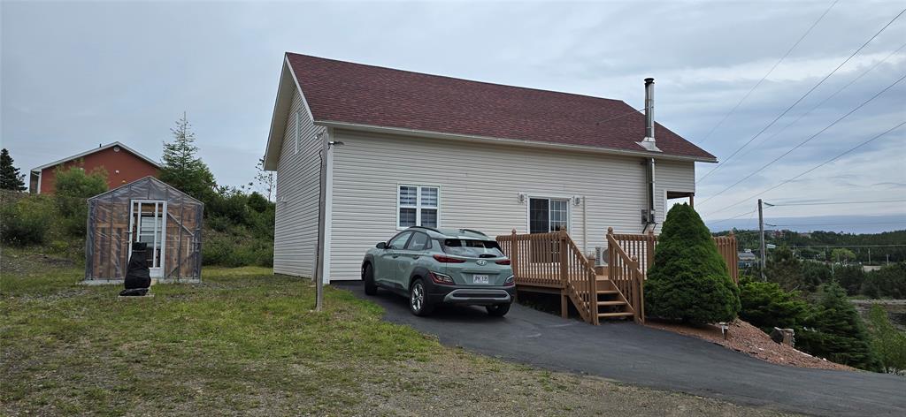48 SALT POND ROAD, BURIN BAY ARM, Newfoundland, Canada A0E 1G0, ,2 BathroomsBathrooms,Residential,Sold,SALT POND ROAD,5909