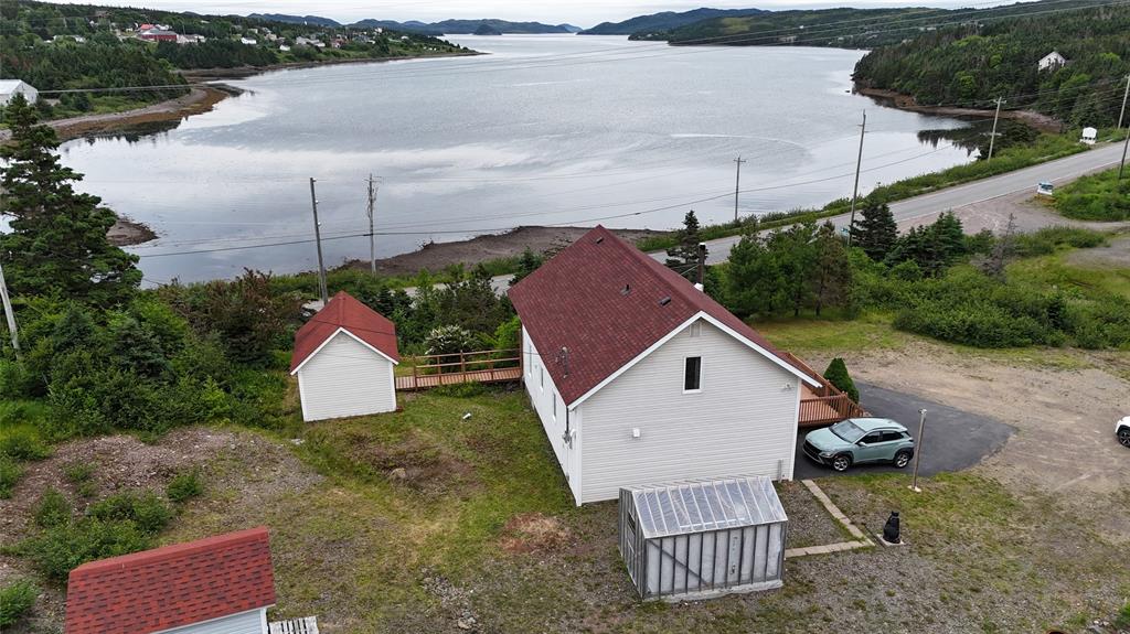 48 SALT POND ROAD, BURIN BAY ARM, Newfoundland, Canada A0E 1G0, ,2 BathroomsBathrooms,Residential,Sold,SALT POND ROAD,5909