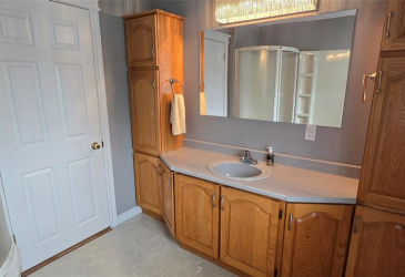 48 SALT POND ROAD, BURIN BAY ARM, Newfoundland, Canada A0E 1G0, ,2 BathroomsBathrooms,Residential,Sold,SALT POND ROAD,5909