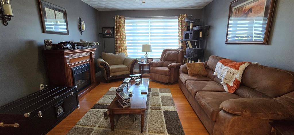 408 CRESTON BOULEVARD, MARYSTOWN, Newfoundland, Canada A0E 2M0, ,2.5 BathroomsBathrooms,Residential,For Sale,CRESTON BOULEVARD,5910