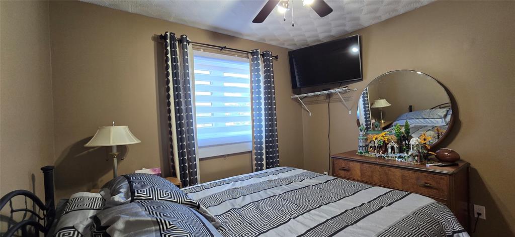 408 CRESTON BOULEVARD, MARYSTOWN, Newfoundland, Canada A0E 2M0, ,2.5 BathroomsBathrooms,Residential,For Sale,CRESTON BOULEVARD,5910