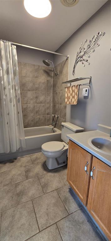 408 CRESTON BOULEVARD, MARYSTOWN, Newfoundland, Canada A0E 2M0, ,2.5 BathroomsBathrooms,Residential,For Sale,CRESTON BOULEVARD,5910