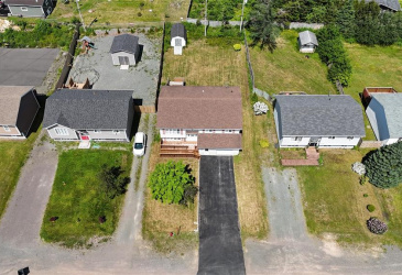 408 CRESTON BOULEVARD, MARYSTOWN, Newfoundland, Canada A0E 2M0, ,2.5 BathroomsBathrooms,Residential,For Sale,CRESTON BOULEVARD,5910