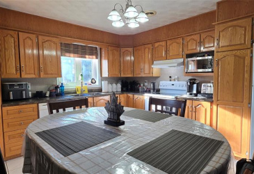 408 CRESTON BOULEVARD, MARYSTOWN, Newfoundland, Canada A0E 2M0, ,2.5 BathroomsBathrooms,Residential,For Sale,CRESTON BOULEVARD,5910