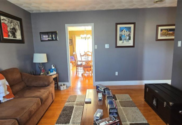408 CRESTON BOULEVARD, MARYSTOWN, Newfoundland, Canada A0E 2M0, ,2.5 BathroomsBathrooms,Residential,For Sale,CRESTON BOULEVARD,5910