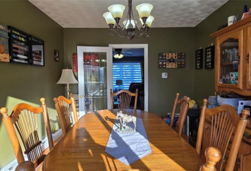 408 CRESTON BOULEVARD, MARYSTOWN, Newfoundland, Canada A0E 2M0, ,2.5 BathroomsBathrooms,Residential,For Sale,CRESTON BOULEVARD,5910