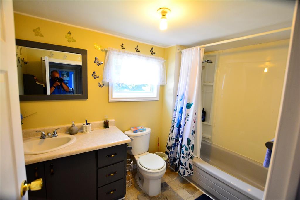 40 MAIN ROAD, NEW MELBOURNE, Newfoundland, Canada A0B 2R0, ,2 BathroomsBathrooms,Residential,Reduced,MAIN ROAD,5912