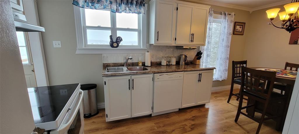 72 CRESTON BOULEVARD, MARYSTOWN, Newfoundland, Canada A0E 2M0, ,2 BathroomsBathrooms,Residential,For Sale,CRESTON BOULEVARD,5913