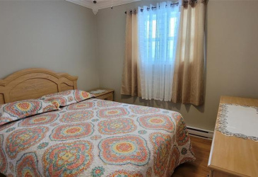 72 CRESTON BOULEVARD, MARYSTOWN, Newfoundland, Canada A0E 2M0, ,2 BathroomsBathrooms,Residential,For Sale,CRESTON BOULEVARD,5913
