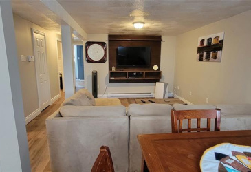 72 CRESTON BOULEVARD, MARYSTOWN, Newfoundland, Canada A0E 2M0, ,2 BathroomsBathrooms,Residential,For Sale,CRESTON BOULEVARD,5913