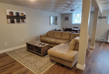 72 CRESTON BOULEVARD, MARYSTOWN, Newfoundland, Canada A0E 2M0, ,2 BathroomsBathrooms,Residential,For Sale,CRESTON BOULEVARD,5913