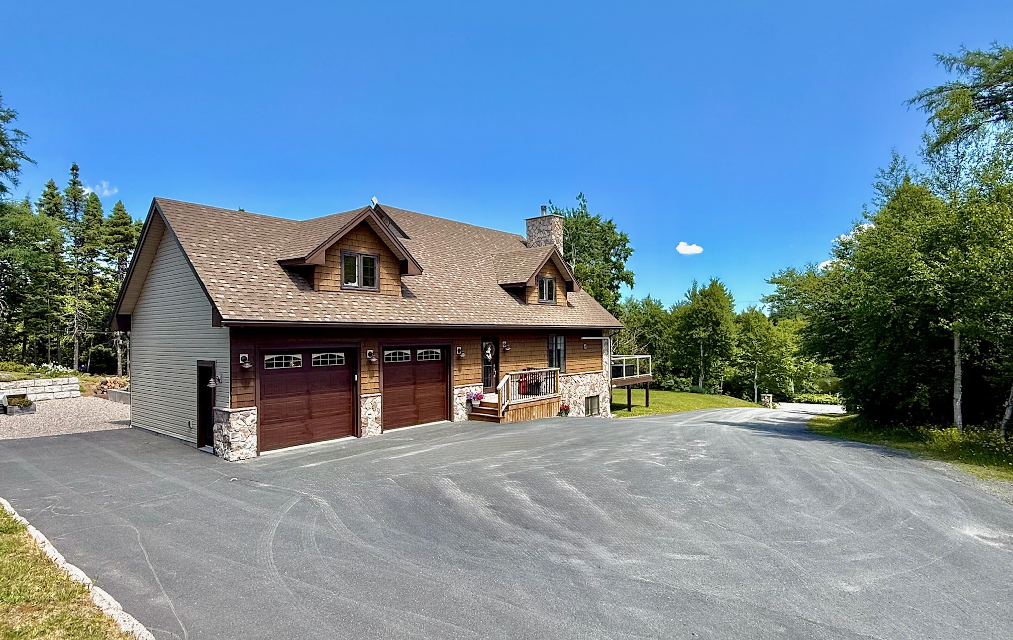 6 THORBURN LAKE ROAD, THORBURN LAKE, Newfoundland, Canada A0C 2G0, ,3 BathroomsBathrooms,Residential,For Sale,THORBURN LAKE ROAD,5917