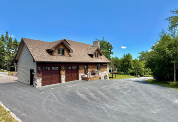 6 THORBURN LAKE ROAD, THORBURN LAKE, Newfoundland, Canada A0C 2G0, ,3 BathroomsBathrooms,Residential,For Sale,THORBURN LAKE ROAD,5917