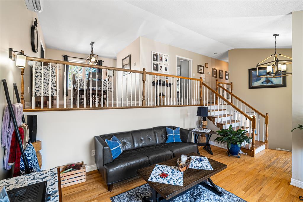 6 BRAKE PLACE, MARYSTOWN, Newfoundland, Canada A0E 1K0, ,2 BathroomsBathrooms,Residential,Reduced,BRAKE PLACE,5925