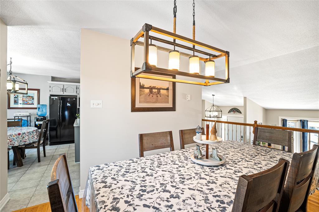6 BRAKE PLACE, MARYSTOWN, Newfoundland, Canada A0E 1K0, ,2 BathroomsBathrooms,Residential,Reduced,BRAKE PLACE,5925