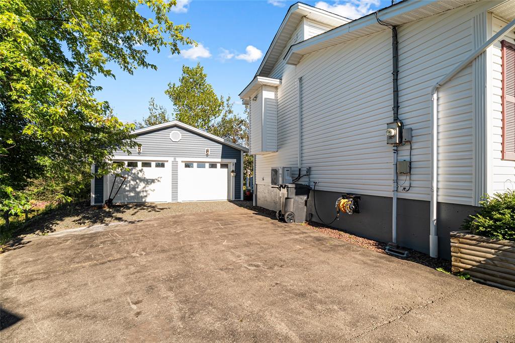 6 BRAKE PLACE, MARYSTOWN, Newfoundland, Canada A0E 1K0, ,2 BathroomsBathrooms,Residential,Reduced,BRAKE PLACE,5925